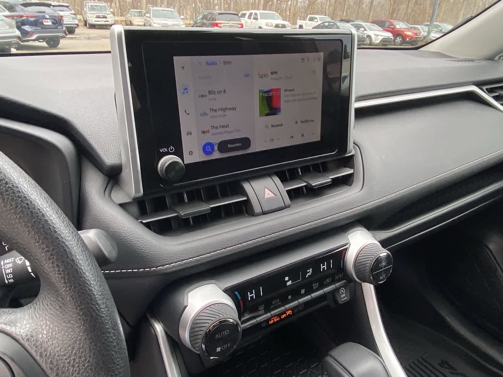 Thumbnail: 2025 Toyota RAV4 - 30