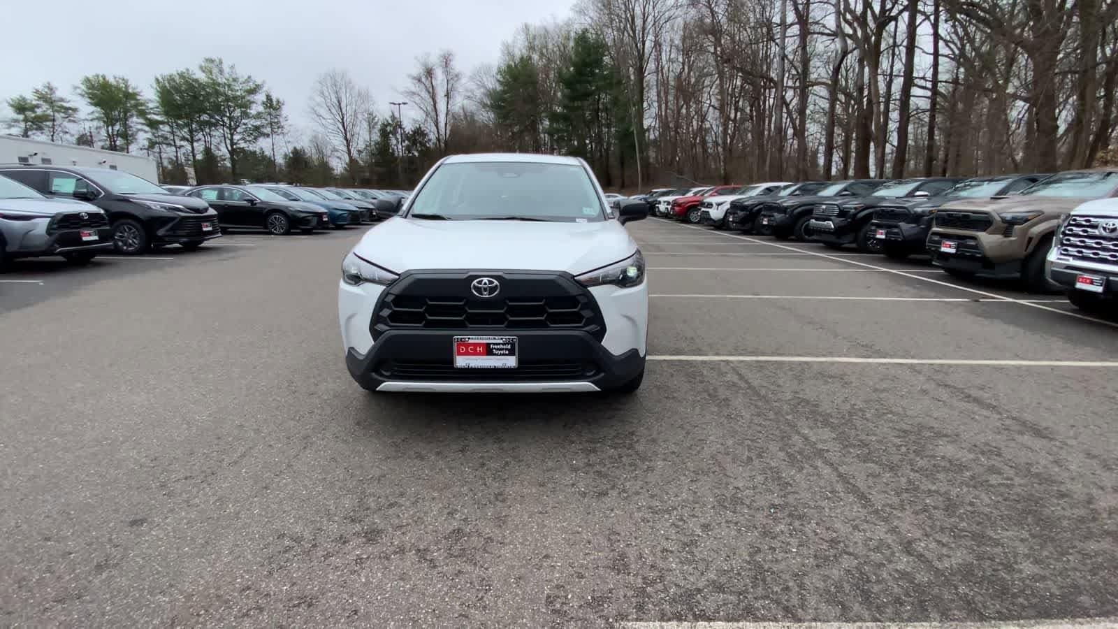 Thumbnail: 2026 Toyota Corolla Cross - 6