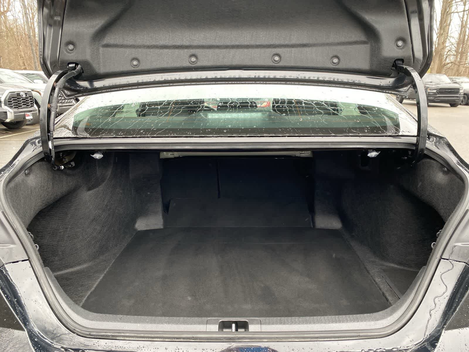 Thumbnail: 2025 Toyota Camry - 18