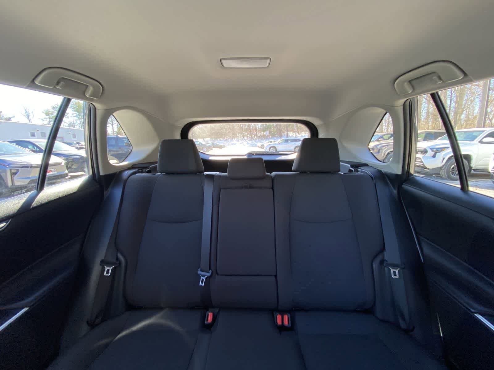 Thumbnail: 2023 Toyota RAV4 - 32