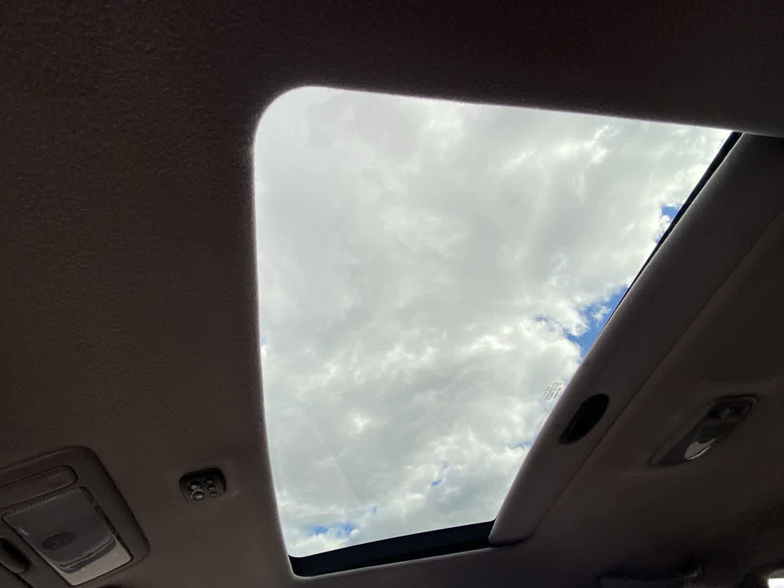Thumbnail: 2004 Toyota RAV4 - 15