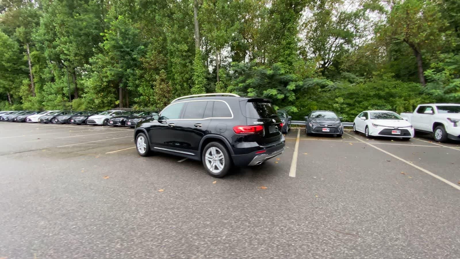 Thumbnail: 2021 Mercedes-Benz GLB - 6
