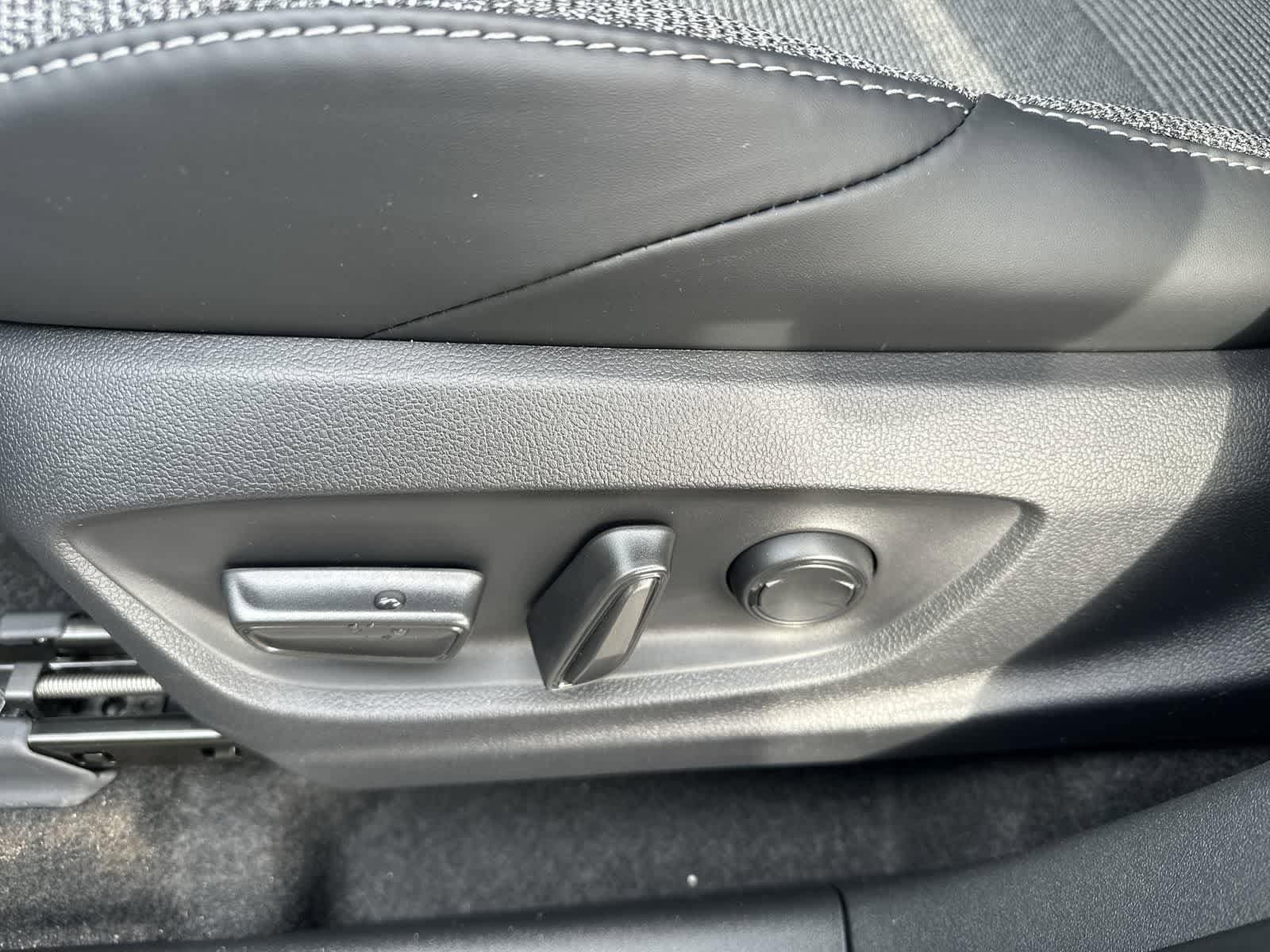 Thumbnail: 2026 Toyota bZ - 21