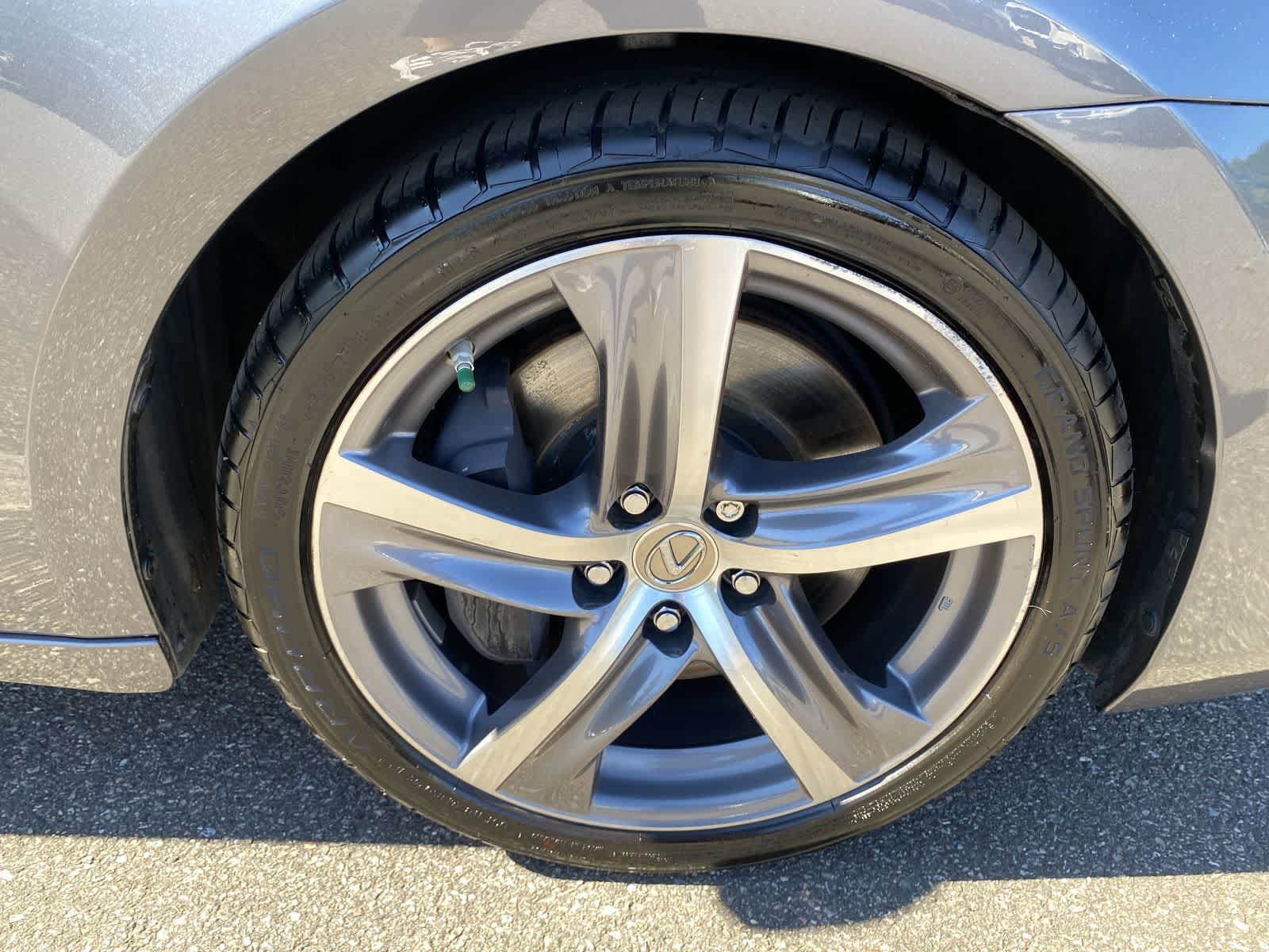 Thumbnail: 2020 Lexus IS - 14