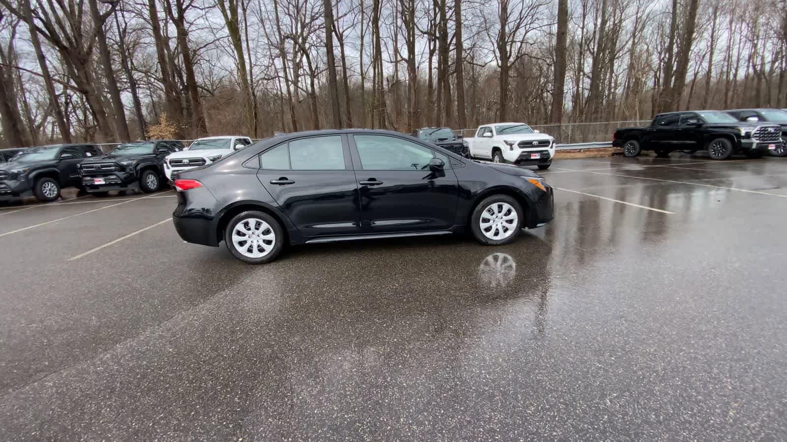 Thumbnail: 2025 Toyota Corolla - 6