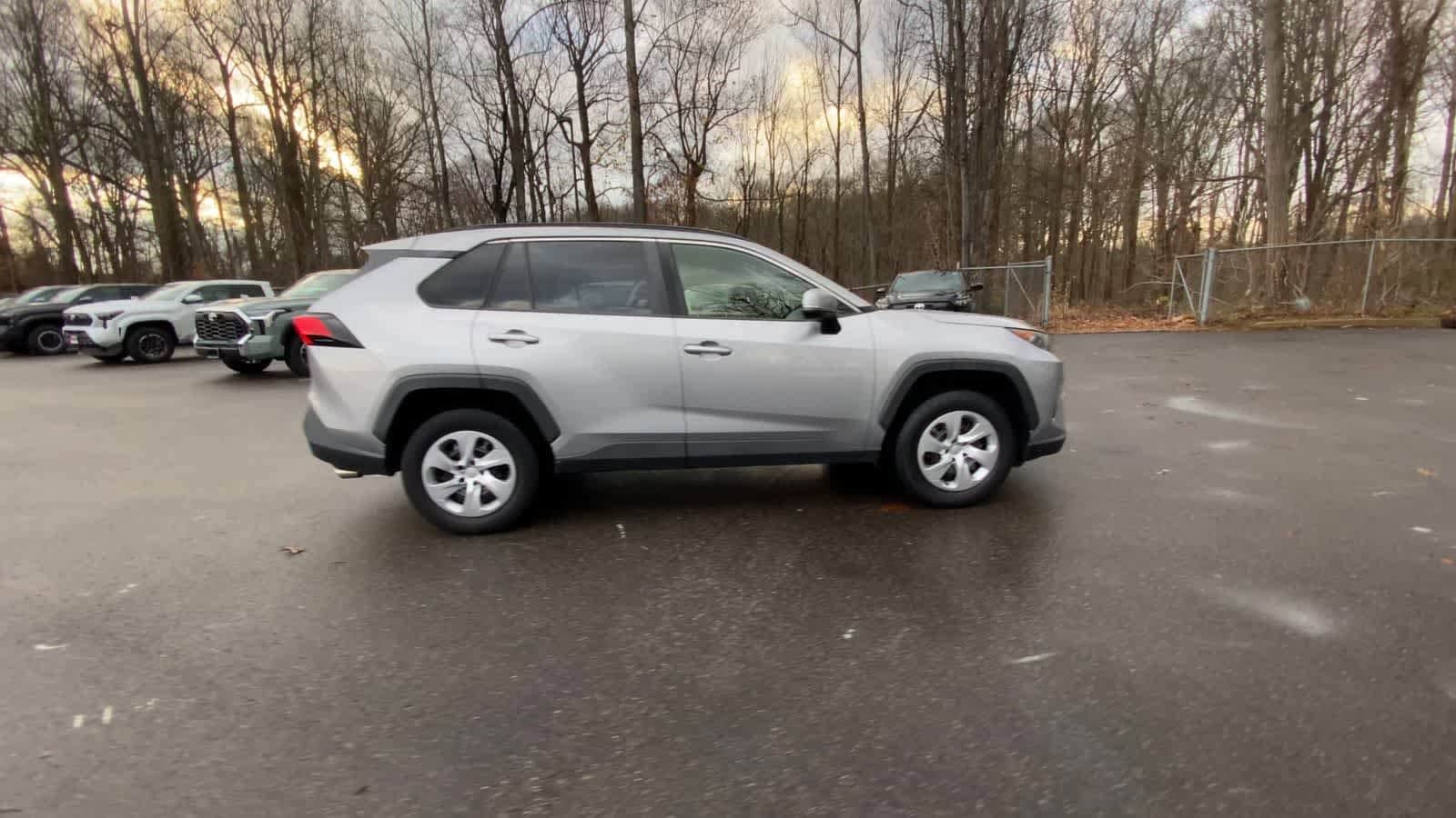 Thumbnail: 2019 Toyota RAV4 - 14
