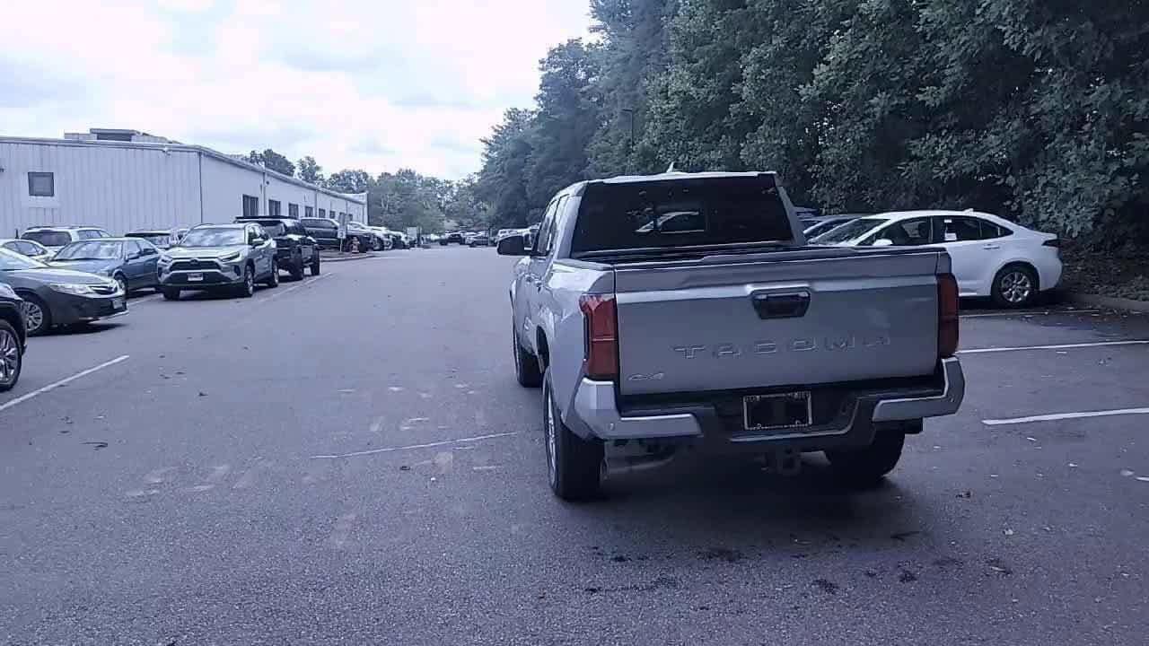 Thumbnail: 2025 Toyota Tacoma - 7