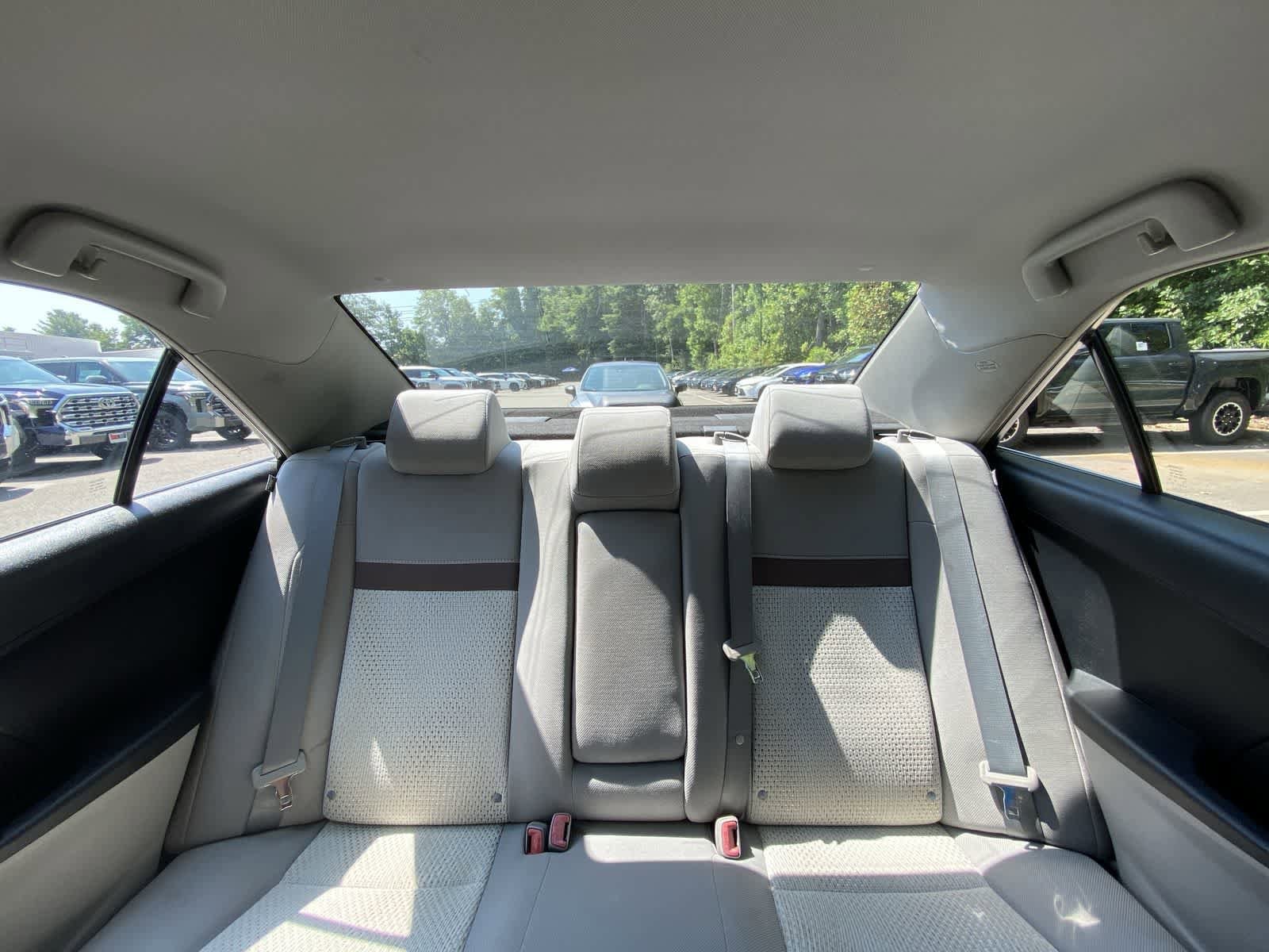 Thumbnail: 2013 Toyota Camry - 24