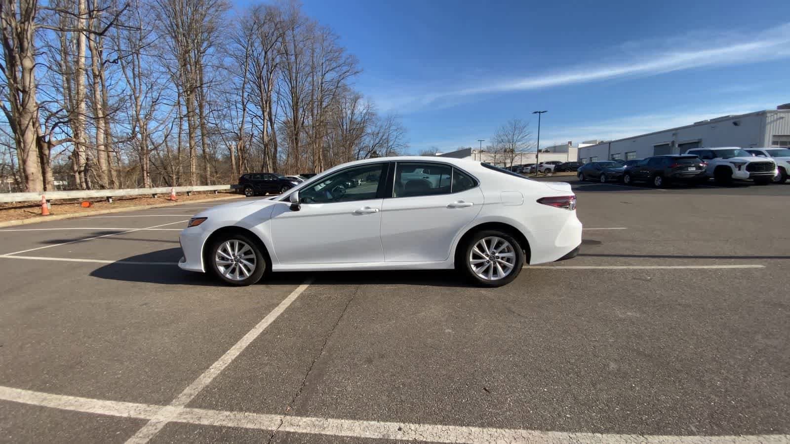 Thumbnail: 2024 Toyota Camry - 11