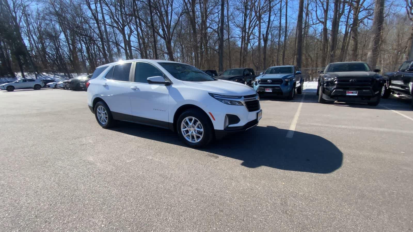 Thumbnail: 2024 Chevrolet Equinox - 9