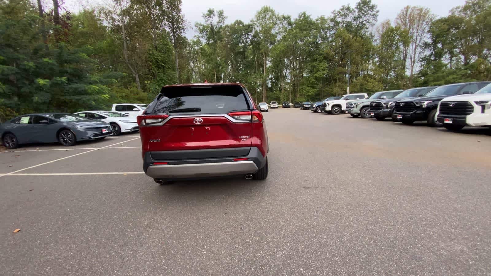 Thumbnail: 2024 Toyota RAV4 - 7