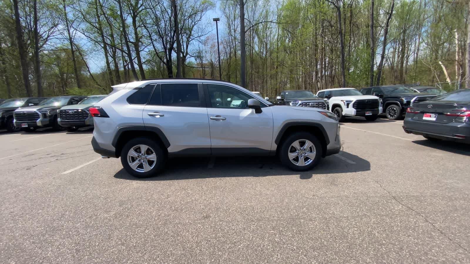 Thumbnail: 2025 Toyota RAV4 - 12