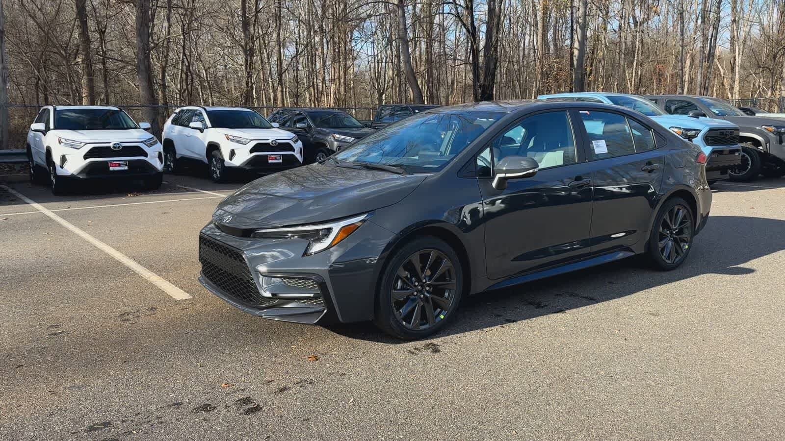 2026 Toyota Corolla SE photo 4