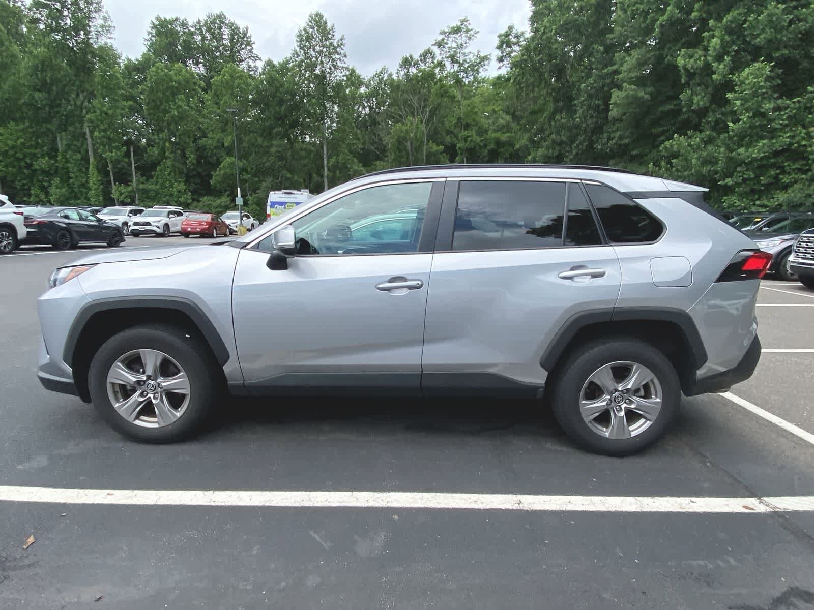 2023 Toyota RAV4 XLE 10
