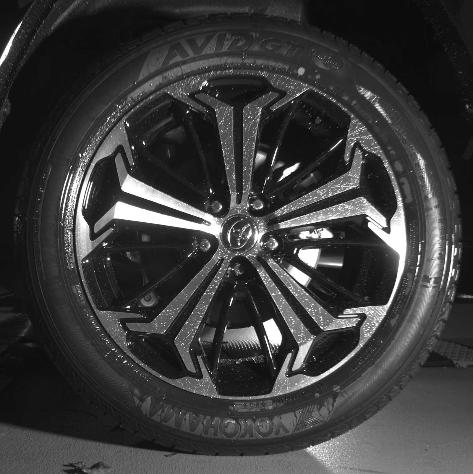 Thumbnail: 2025 Toyota RAV4 - 20