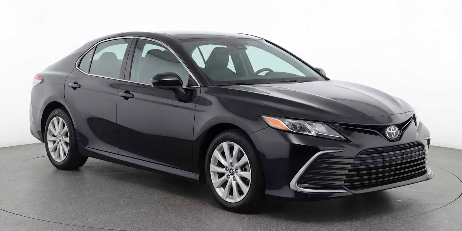 Thumbnail: 2024 Toyota Camry - 3