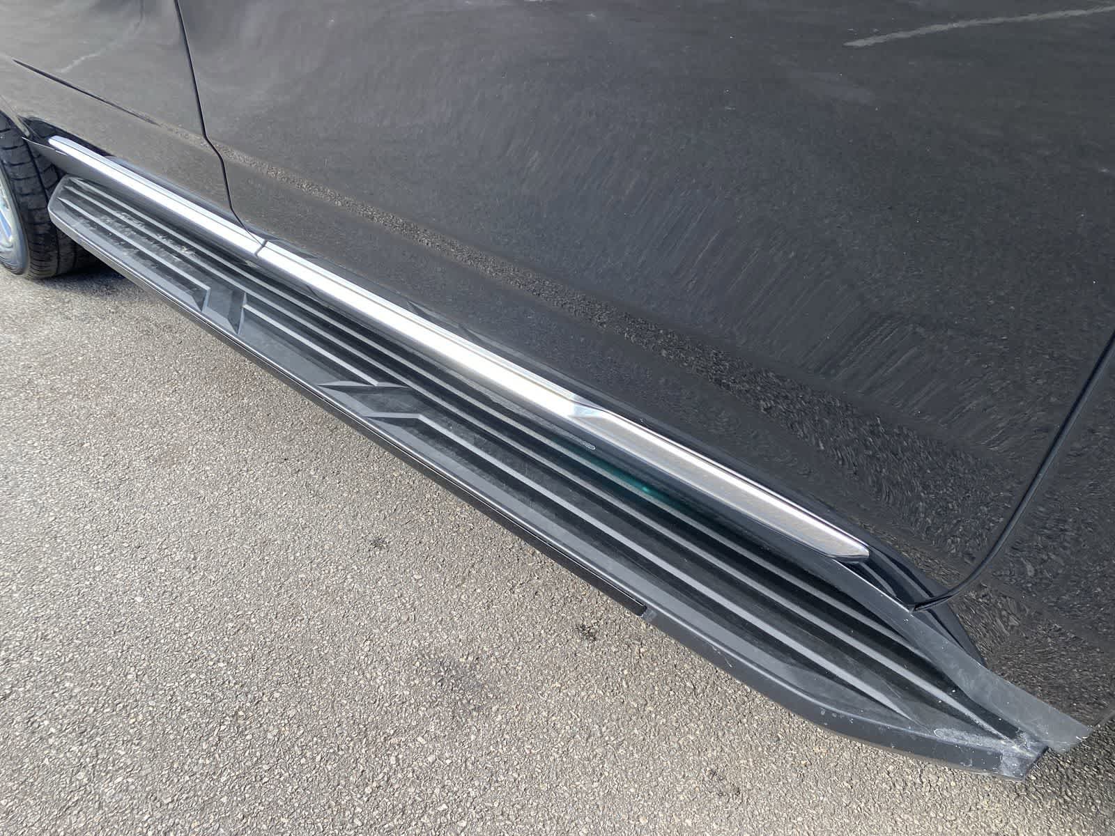 Thumbnail: 2023 Cadillac Escalade - 19