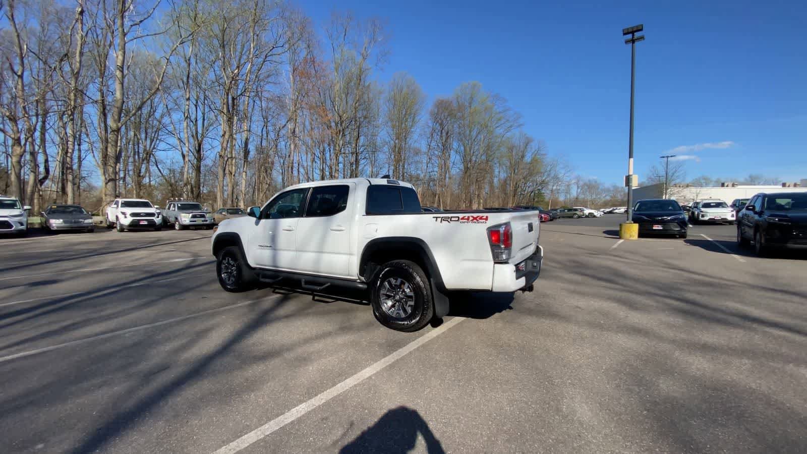 Thumbnail: 2021 Toyota Tacoma - 9