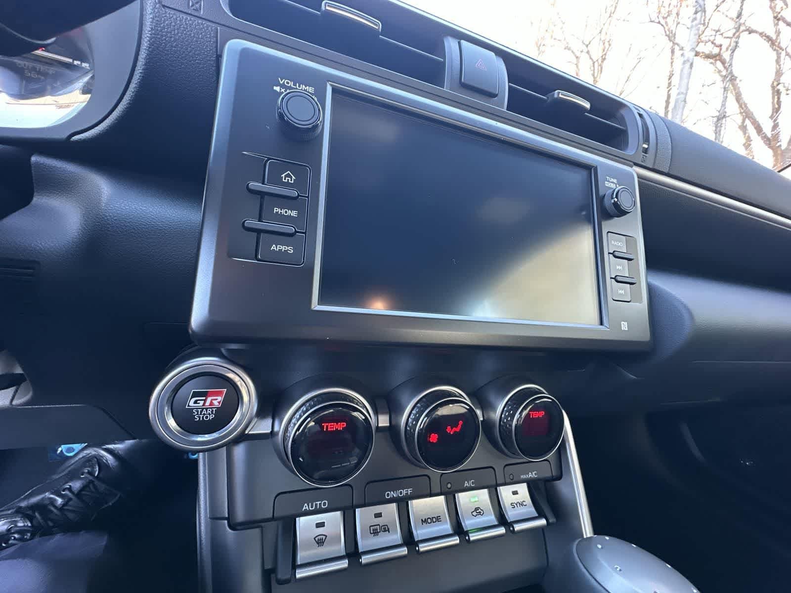 Thumbnail: 2026 Toyota GR86 - 28