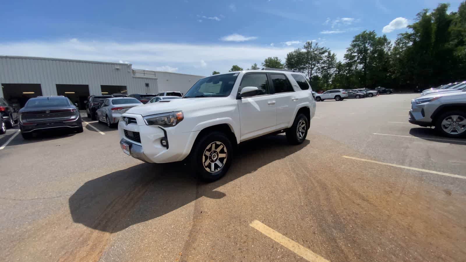 Thumbnail: 2024 Toyota 4Runner - 3