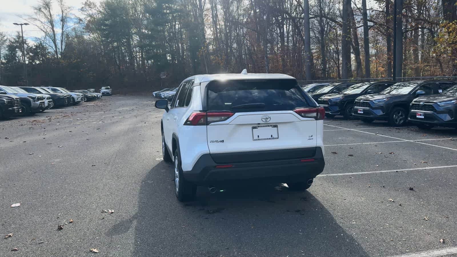 Thumbnail: 2025 Toyota RAV4 - 7