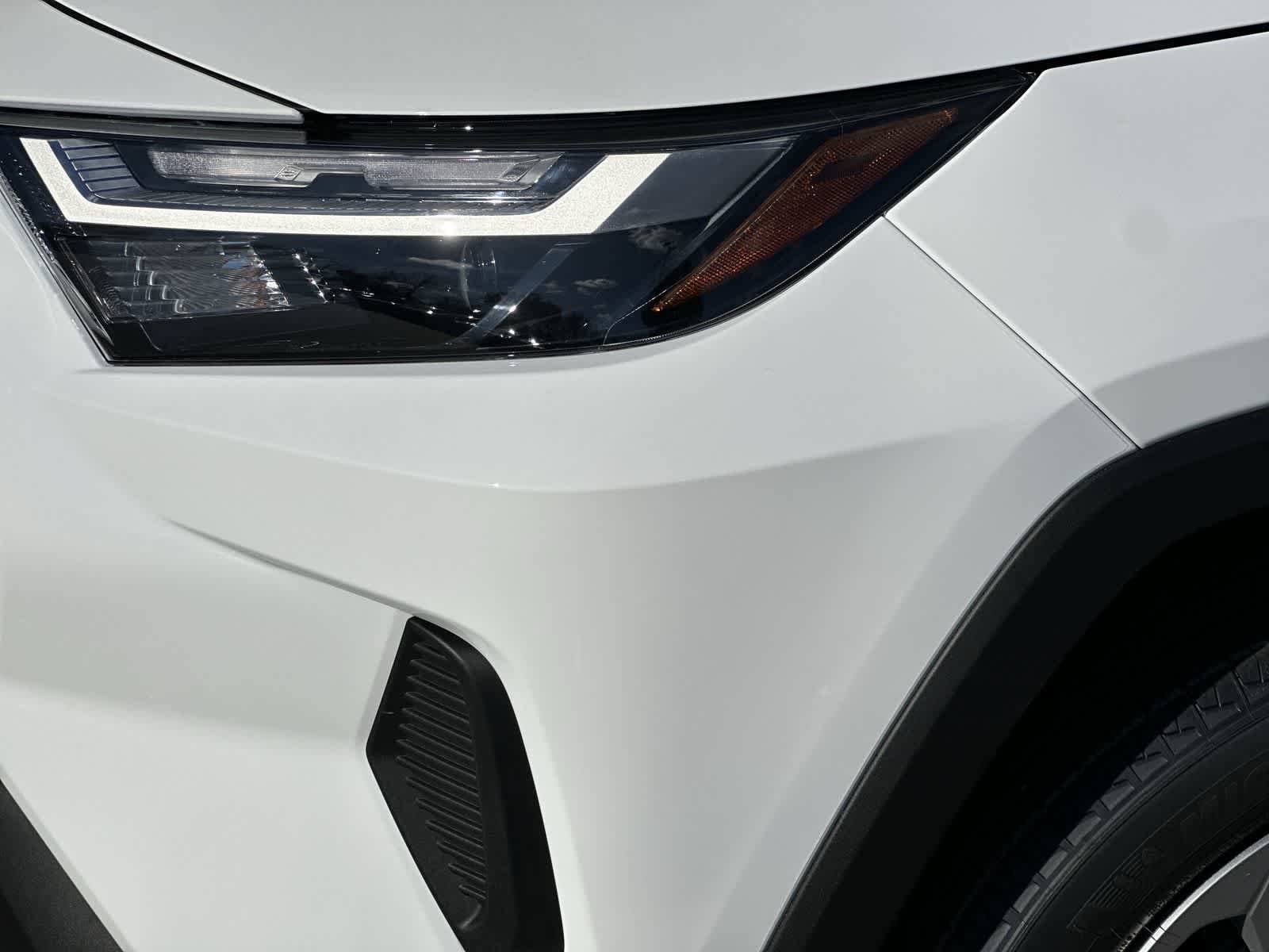 Thumbnail: 2025 Toyota RAV4 - 11