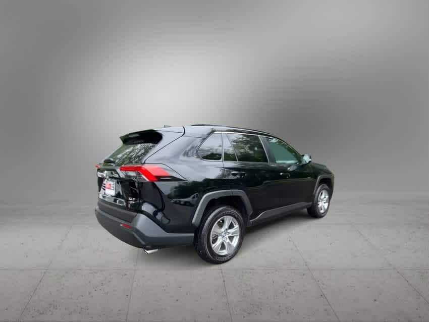 Thumbnail: 2023 Toyota RAV4 - 8