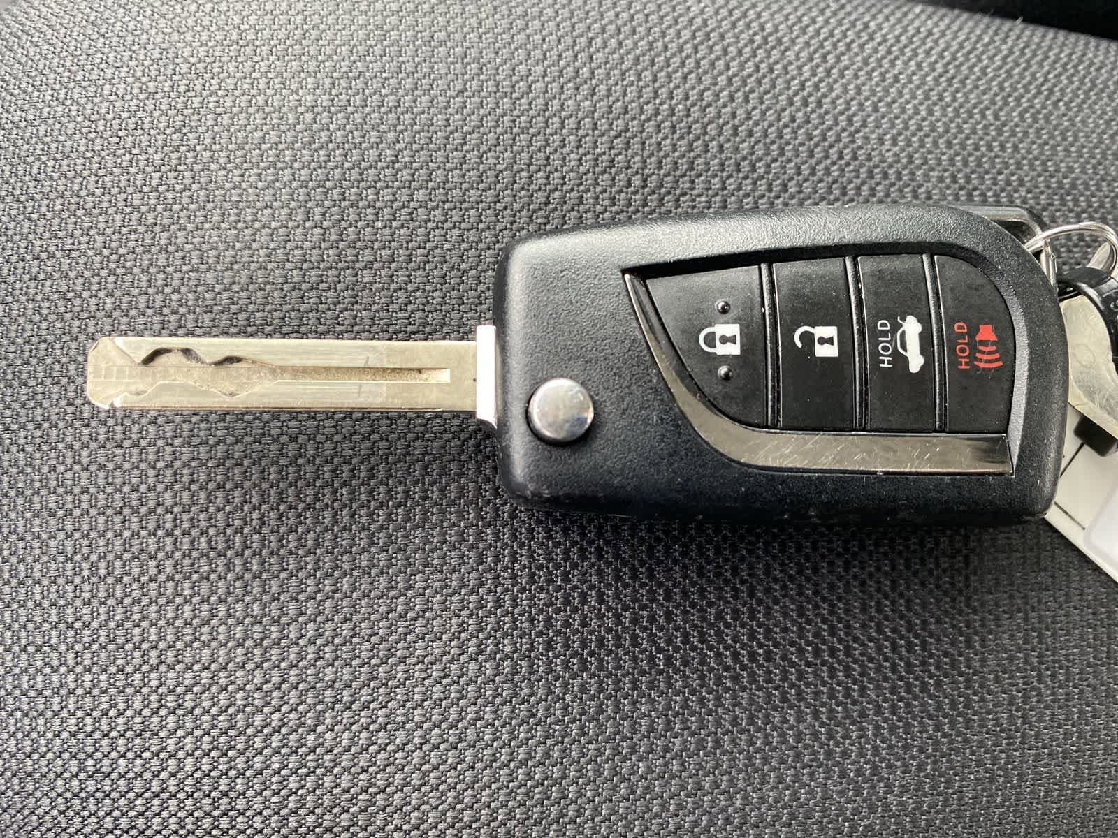 Thumbnail: 2025 Toyota Corolla - 31