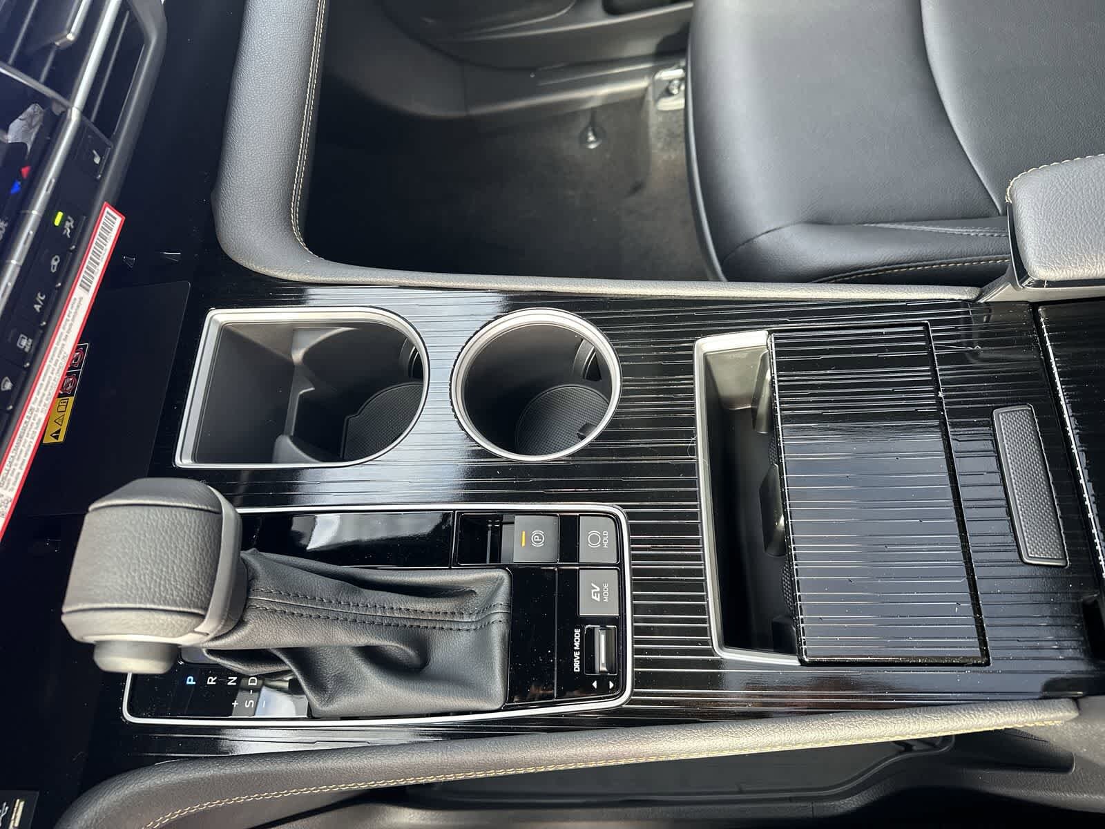 Thumbnail: 2026 Toyota Sienna - 32