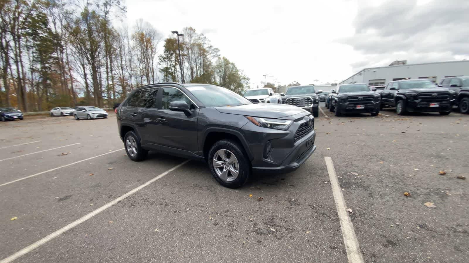 Thumbnail: 2025 Toyota RAV4 - 8