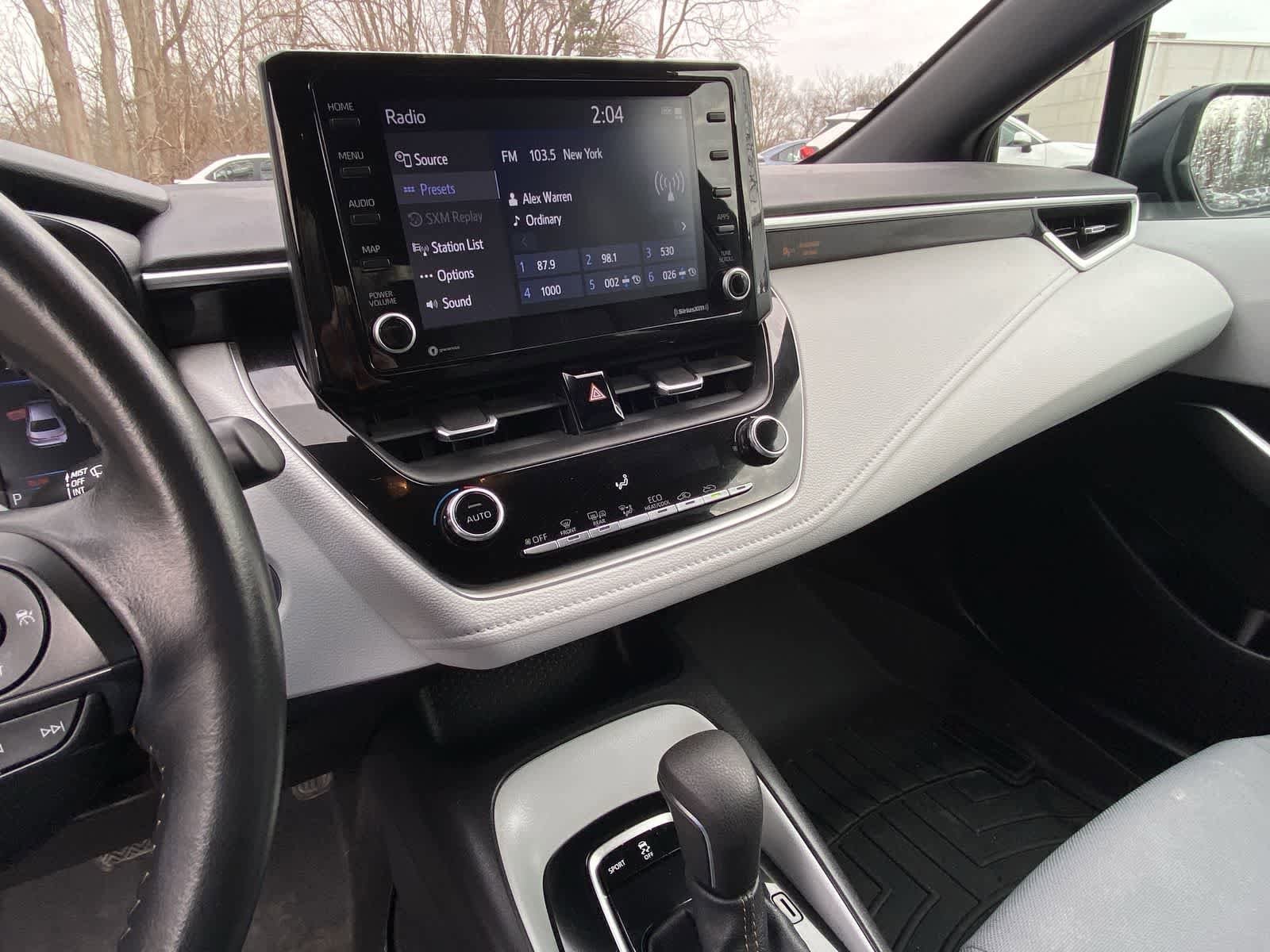 Thumbnail: 2022 Toyota Corolla - 25