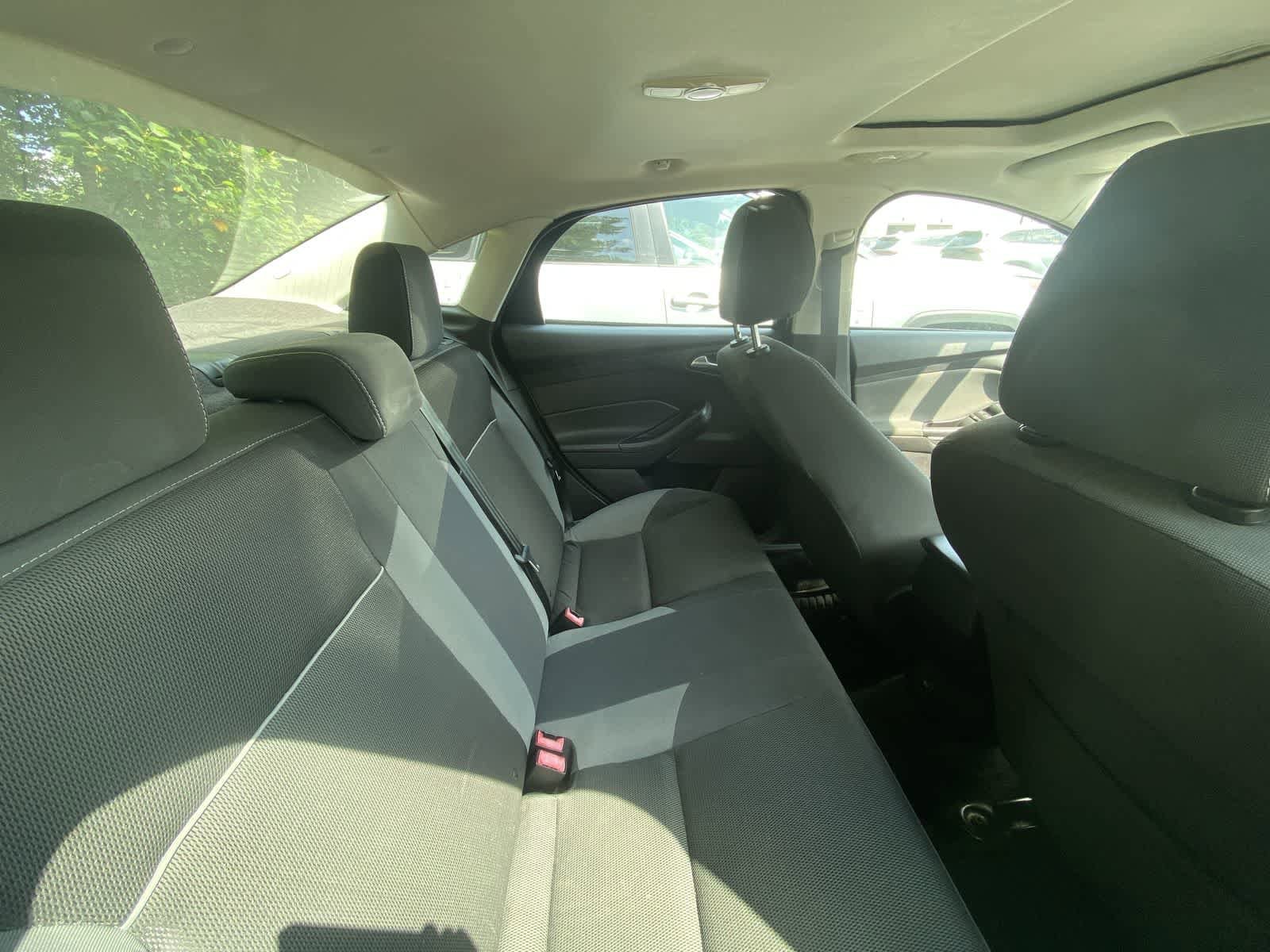Thumbnail: 2014 Ford Focus - 6