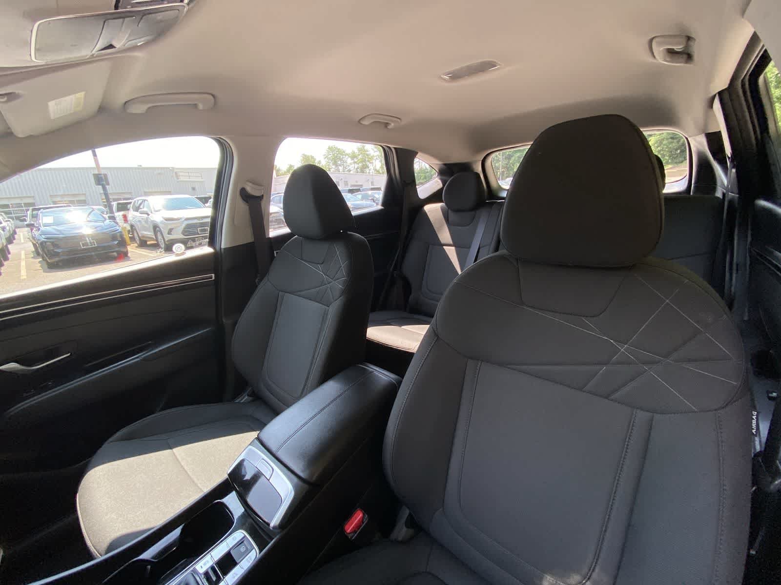 2023 Hyundai Tucson SE - Photo 20