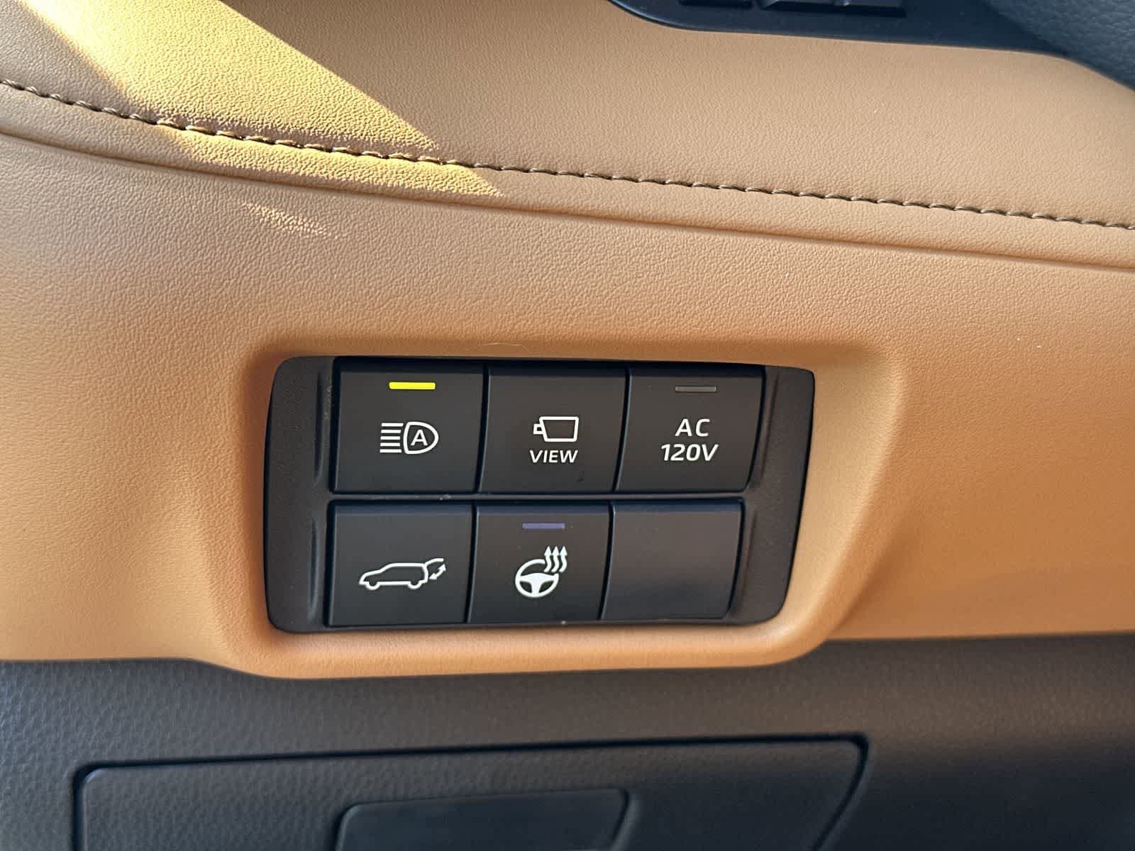 Thumbnail: 2025 Toyota Highlander - 26