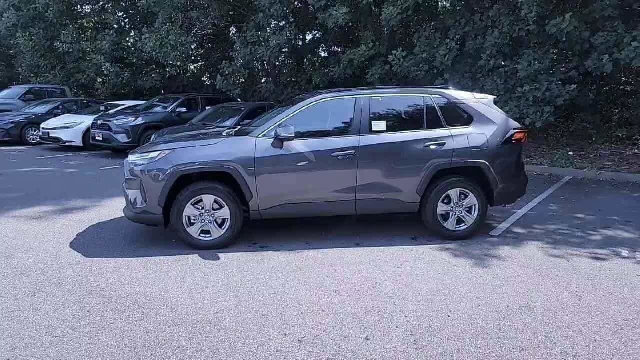 Thumbnail: 2025 Toyota RAV4 - 5