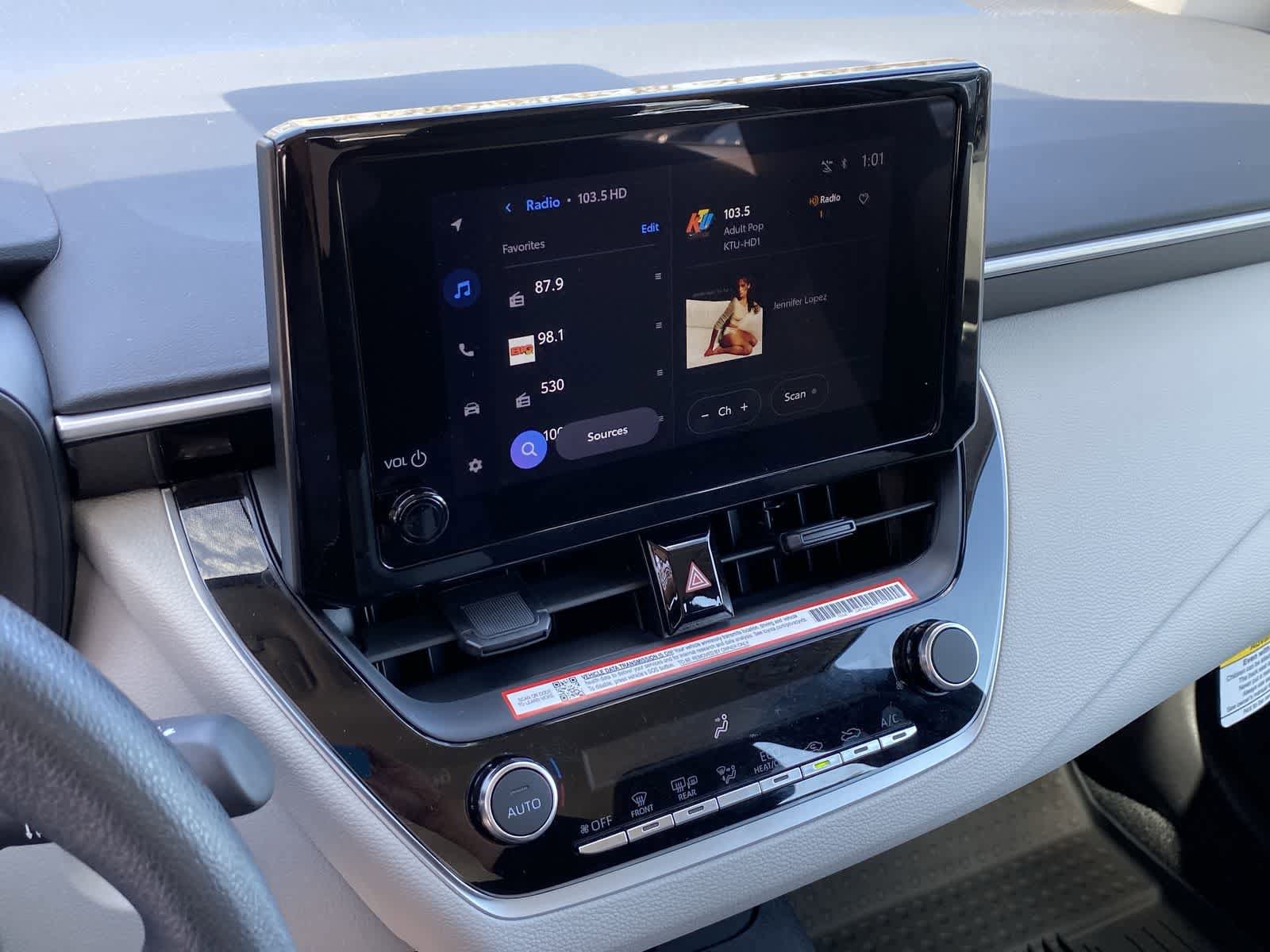 Thumbnail: 2026 Toyota Corolla - 26