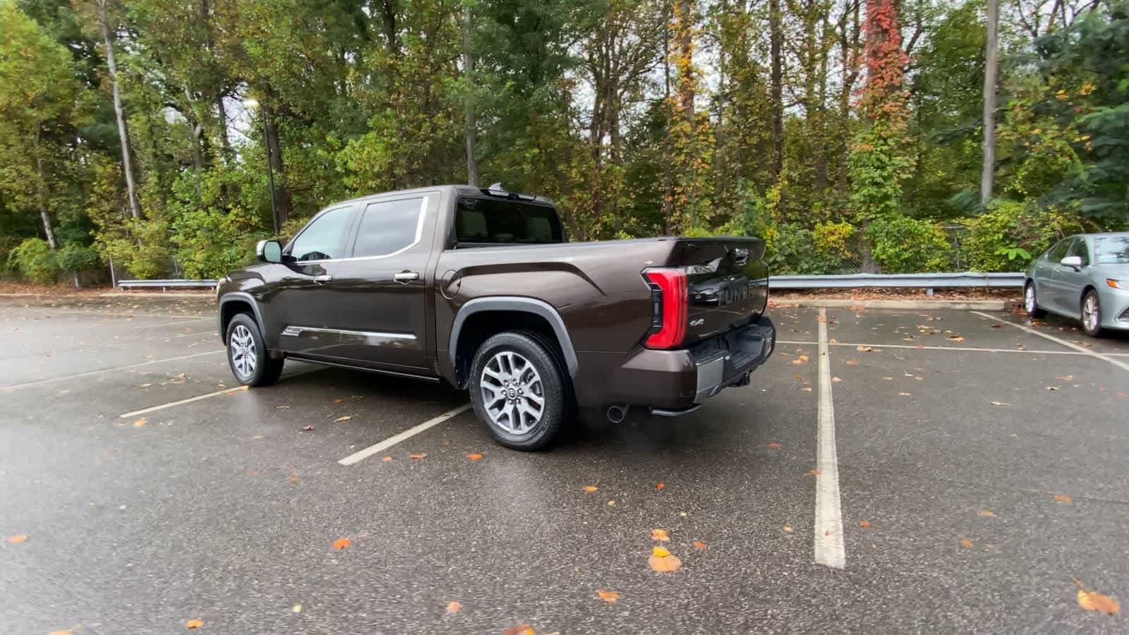 Thumbnail: 2022 Toyota Tundra - 6