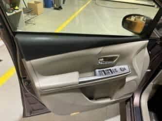 Thumbnail: 2015 Toyota Prius v - 15