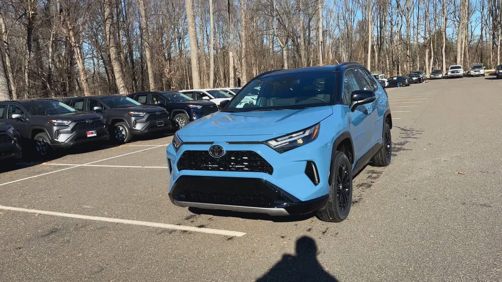Thumbnail: 2025 Toyota RAV4 - 4