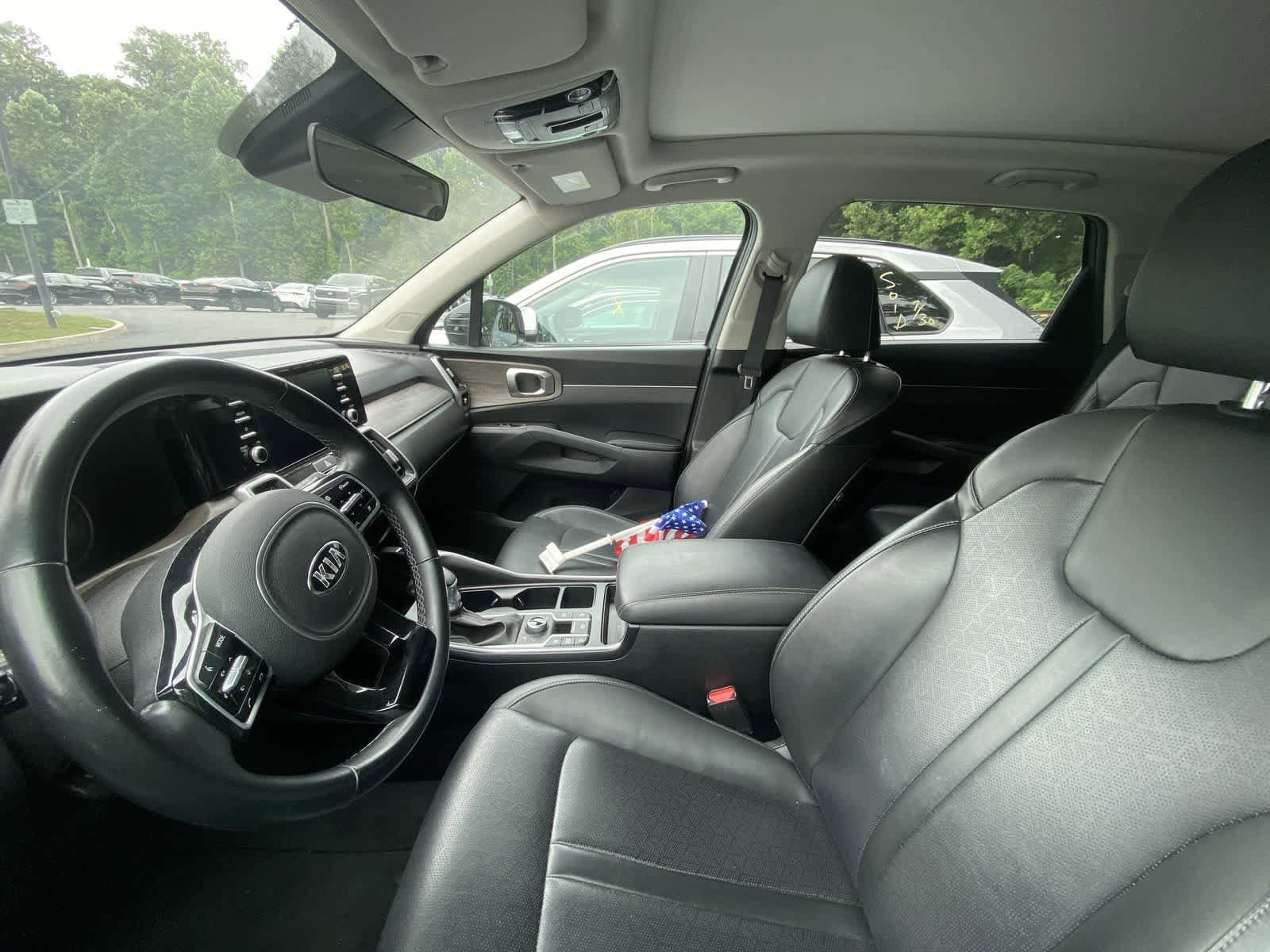 Thumbnail: 2021 Kia Sorento - 9