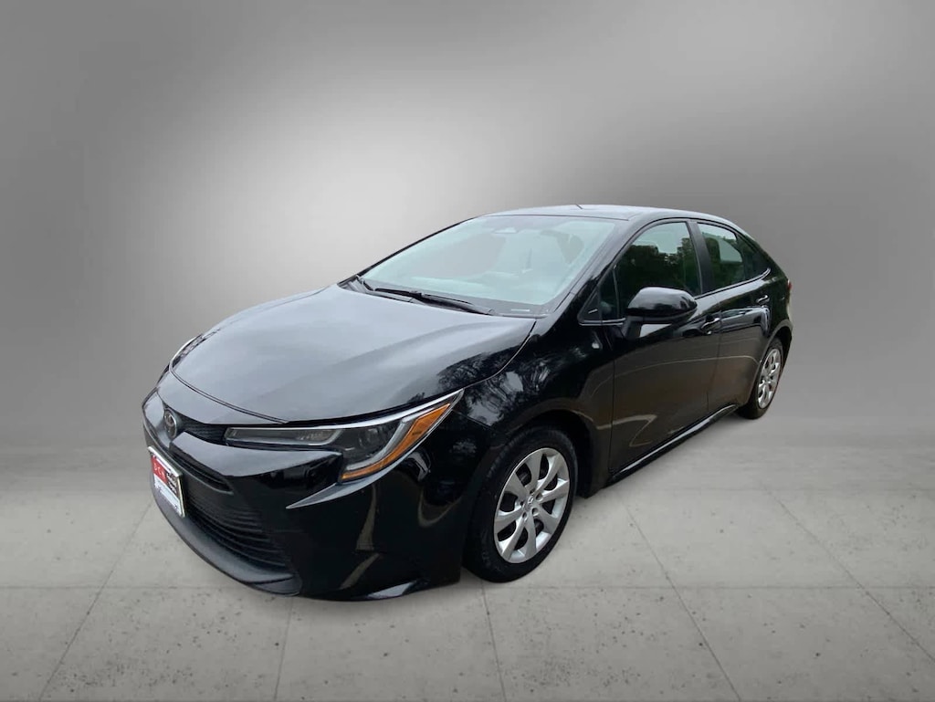 Used 2023 Toyota Corolla LE Sedan