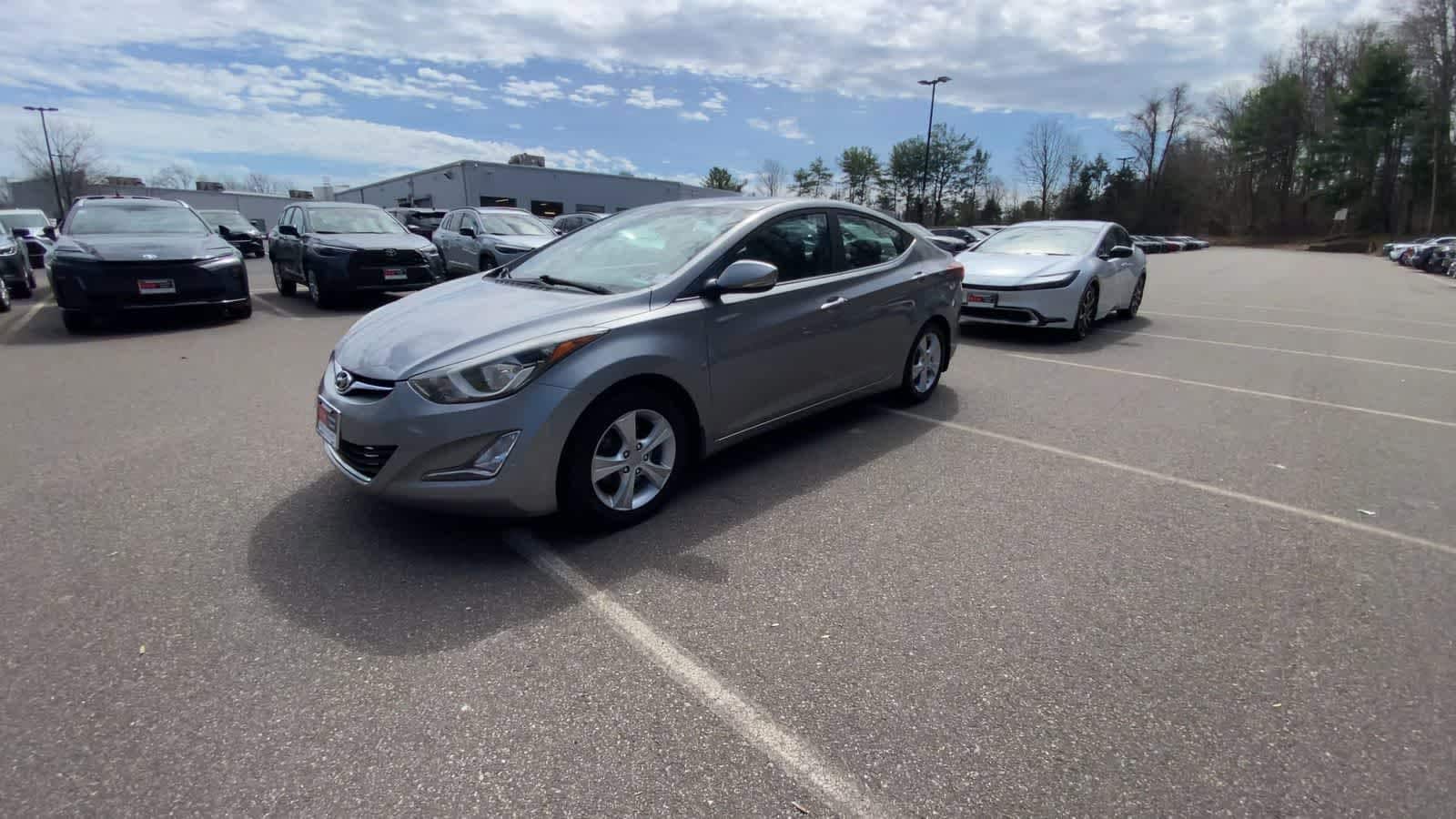 Thumbnail: 2016 Hyundai Elantra - 11