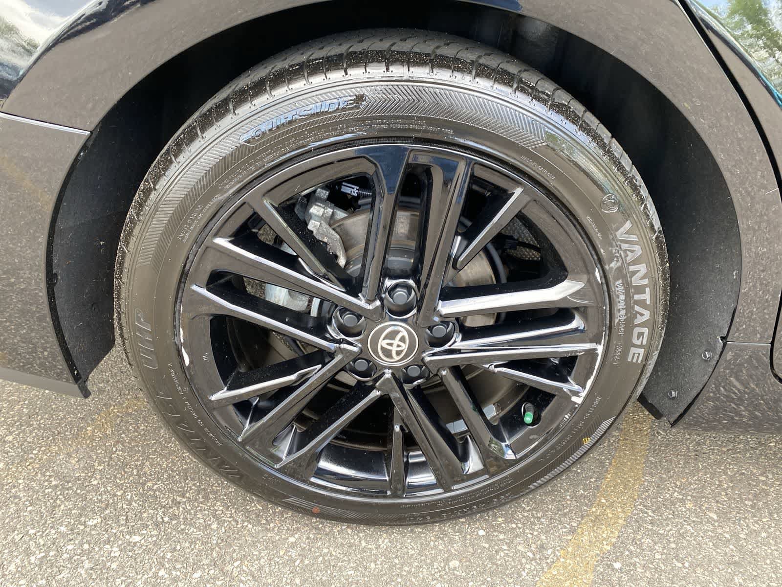 Thumbnail: 2025 Toyota Camry - 18