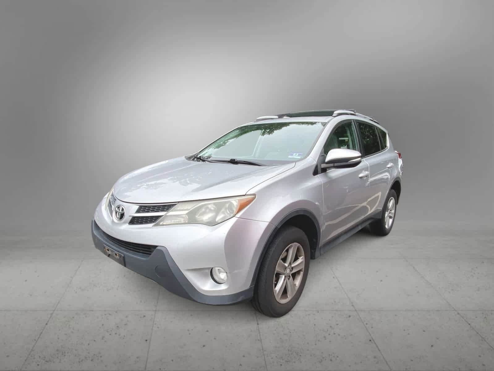 2013 Toyota RAV4 XLE Hero Image