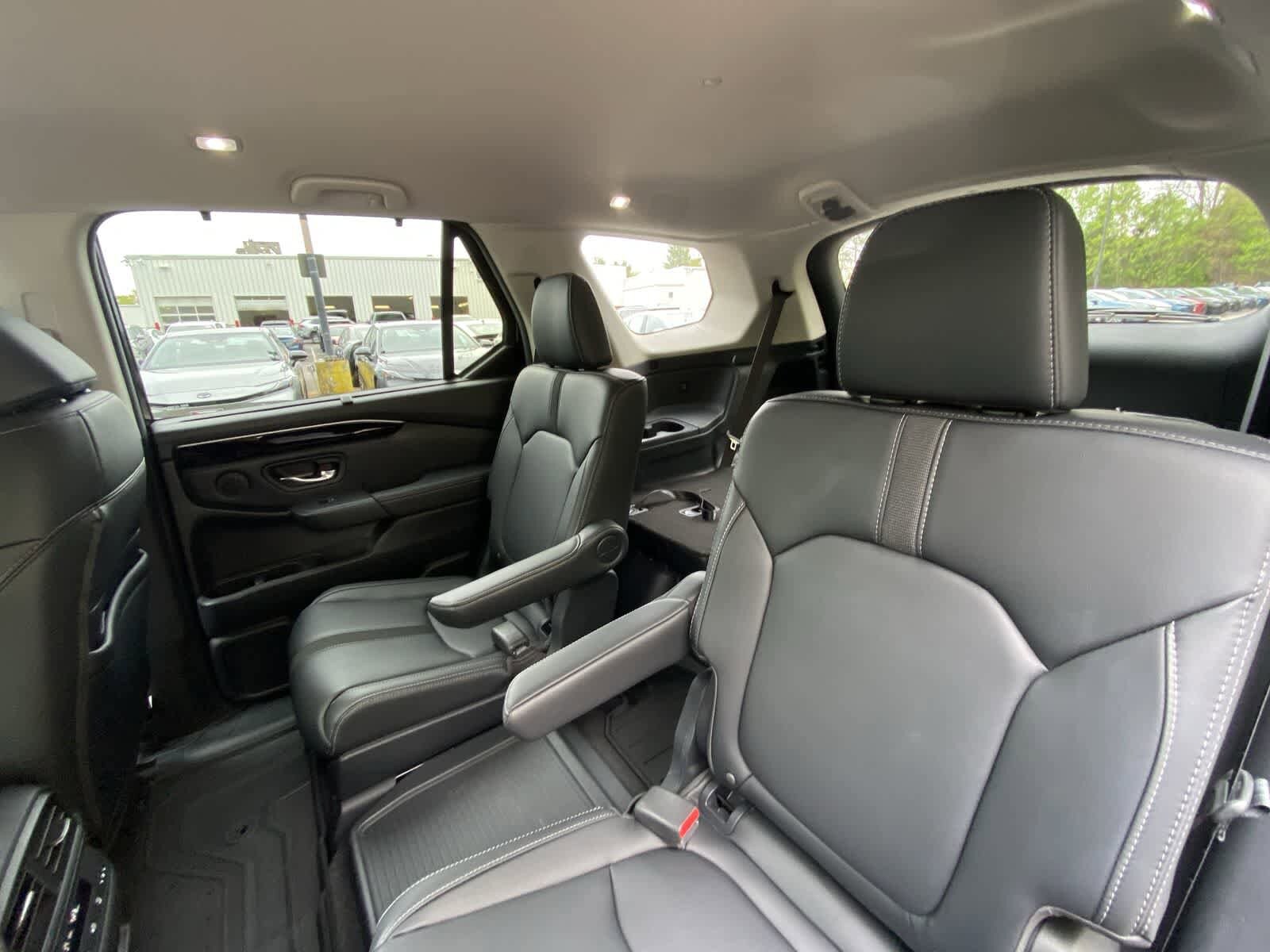 Thumbnail: 2024 Honda Pilot - 25