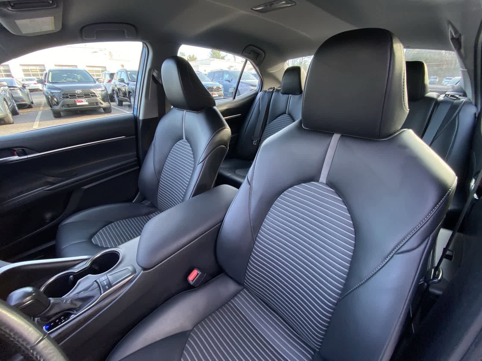 Thumbnail: 2023 Toyota Camry - 25