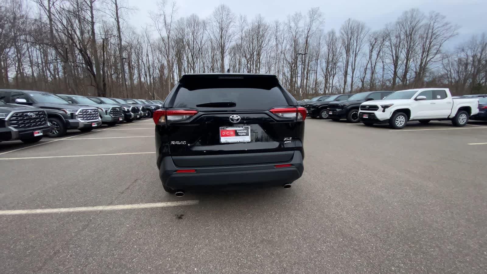 Thumbnail: 2025 Toyota RAV4 - 12