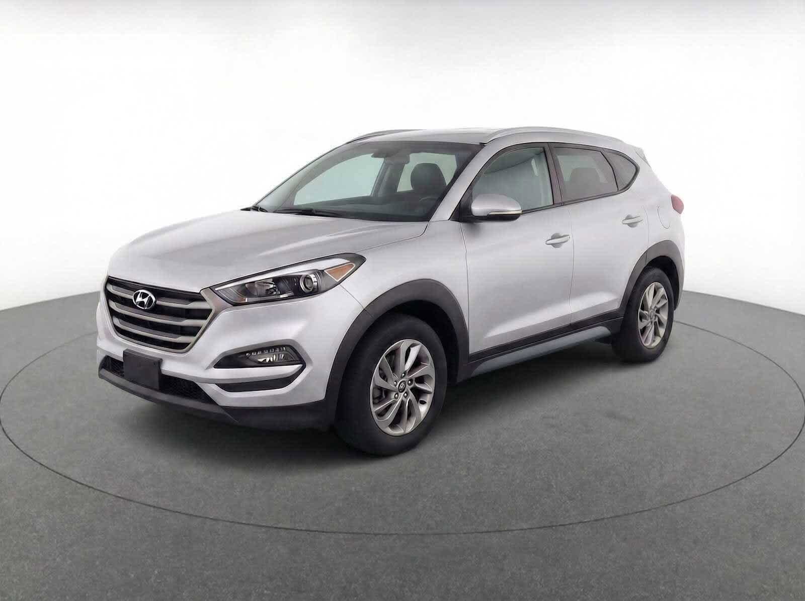 Thumbnail: 2017 Hyundai Tucson - 4