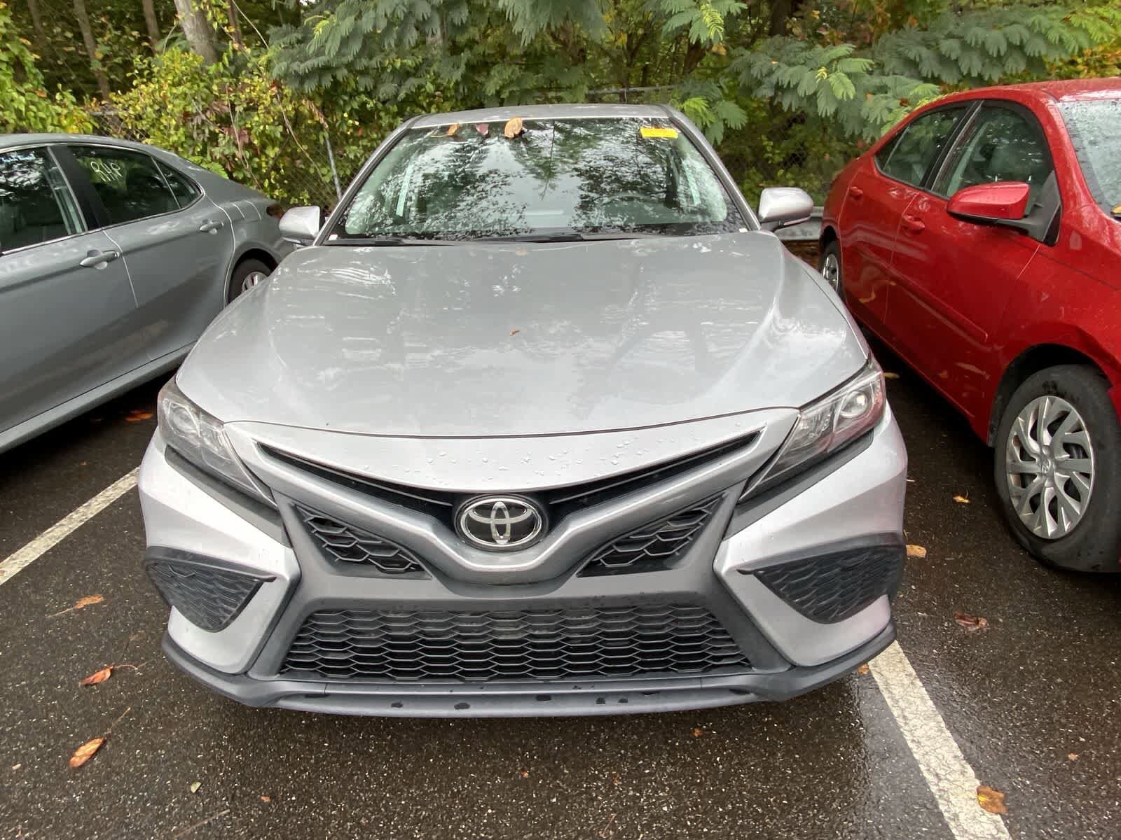 2024 Toyota Camry SE photo 2