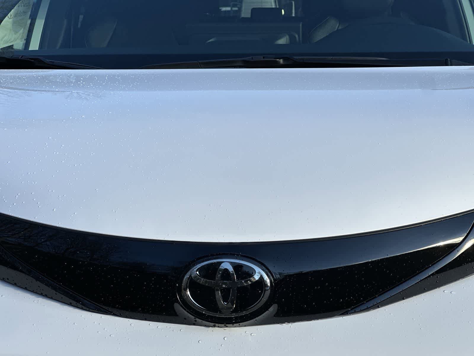 Thumbnail: 2026 Toyota Sienna - 12